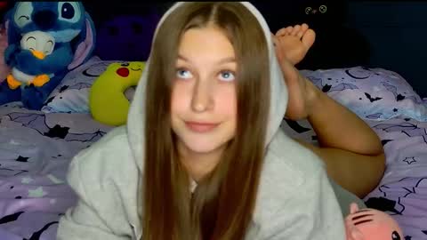 Emily online show from 11/10/25, 06:07