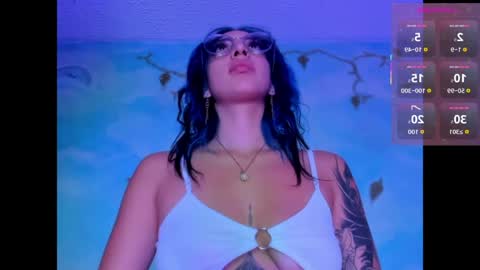 miss_evans_ online show from 04/08/26, 03:17