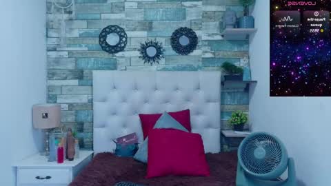 Snapshot of miss_evans_ chatting on 05/12/26, 01:52 miss_evans_ online show from 05/12/26, 01:52
