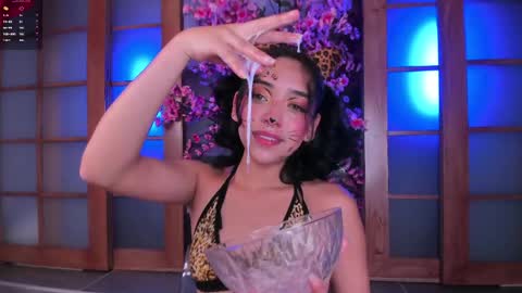 Snapshot of miss_evolet chatting on 04/21/26, 06:12 Evoleth online show from 04/21/26, 06:12