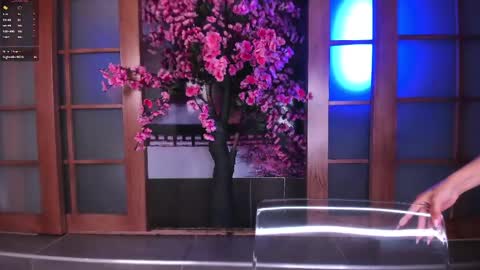 Snapshot of miss_evolet chatting on 04/30/26, 06:36 Evoleth online show from 04/30/26, 06:36
