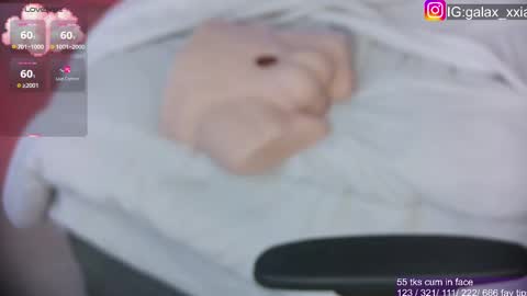  Elisabeth  IG galax xxia       online show from 03/05/25, 07:38