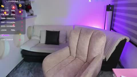 insta    online show from 03/08/26, 02:37