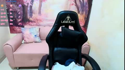 miss_helensexy online show from 03/25/26, 11:27