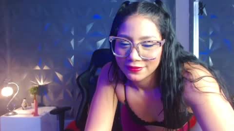 Snapshot of miss_honey1 chatting on 02/07/25, 11:45 miss_honey1 online show from 02/07/25, 11:45