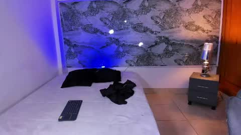 miss_khalifadoll online show from 05/07/26, 03:12