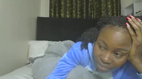 Miss Kiarrafit online show from 12/01/25, 12:04