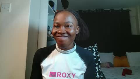Snapshot of miss_kiarrafit chatting on 03/07/26, 02:58 Miss Kiarrafit online show from 03/07/26, 02:58