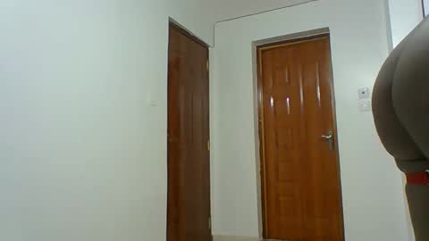 kiki online show from 11/26/25, 11:39