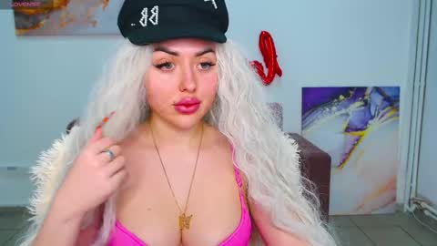 miss_kiten online show from 03/12/25, 12:26