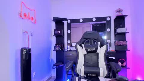 Miss Kittyn online show from 03/12/25, 04:19