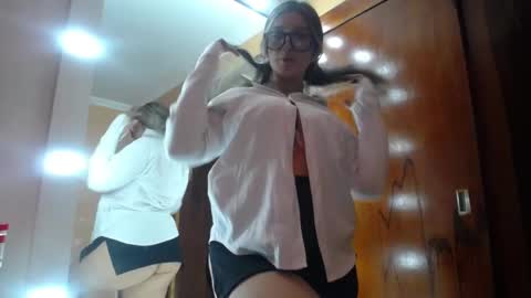 lilieth  online show from 01/25/25, 10:50