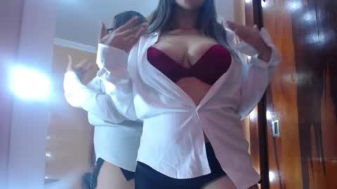 lilieth  online show from 02/11/25, 06:33