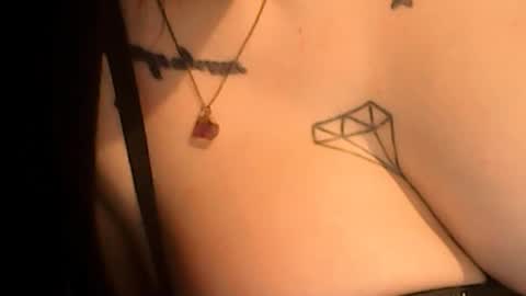 miss_luna6 online show from 04/21/26, 08:44