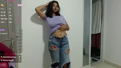 ly independent model online show from 10/14/25, 09:59