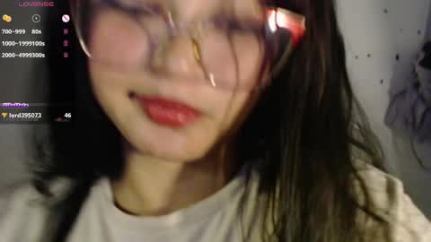 ly independent model online show from 05/03/26, 11:00