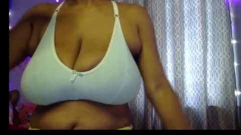 Snapshot of miss_mahi69 chatting on 05/29/26, 03:48 Mahi online show from 05/29/26, 03:48