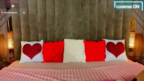   online show from 03/30/26, 06:47