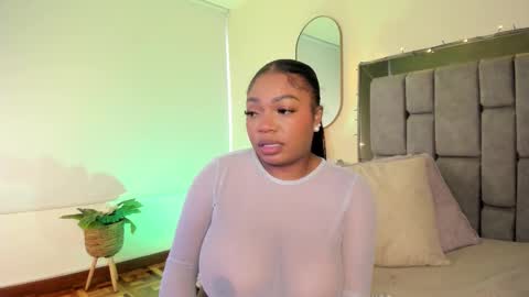 Mian  online show from 12/17/25, 08:48