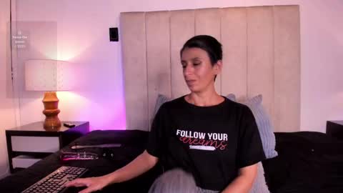 miss_milf_ online show from 05/30/26, 08:06