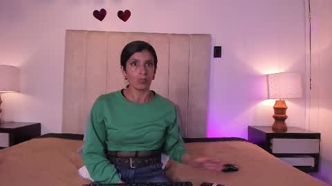 Snapshot of miss_milf_ chatting on 06/27/26, 07:19 miss_milf_ online show from 06/27/26, 07:19