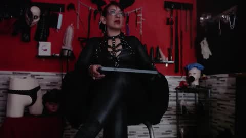Mistress Miranda online show from 10/19/25, 11:11