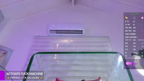  Miss Pawi online show from 09/22/25, 10:23