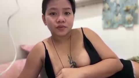 Snapshot of miss_peachyxxx chatting on 07/12/26, 09:33 Lyn online show from 07/12/26, 09:33