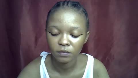 miss_rihanna2 online show from 10/08/25, 04:43