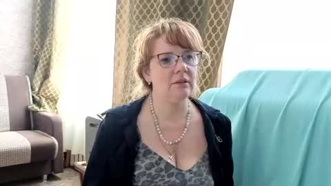 Snapshot of miss_sandrax chatting on 07/17/26, 04:12 miss sandrax online show from 07/17/26, 04:12