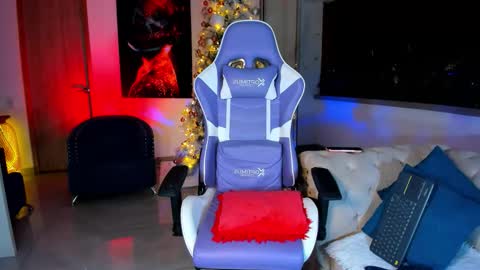 Sophie Cardenas ..... independent model online show from 01/08/26, 01:52