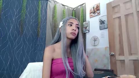 IM SUGAR online show from 03/25/26, 11:11