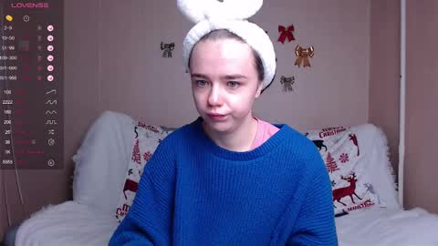 Snapshot of miss_sweetbb chatting on 12/20/24, 02:52 Bella online show from 12/20/24, 02:52