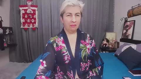 miss_tasha_kom online show from 12/16/24, 07:48