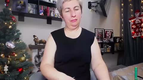 miss_tasha_kom online show from 01/06/25, 09:52