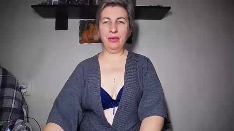 miss_tasha_kom online show from 10/04/25, 08:45