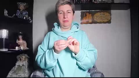 miss_tasha_kom online show from 11/01/25, 09:00