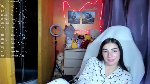 Snapshot of miss_tasy chatting on 09/30/25, 08:19 Melanie January 15th is my birthday there will be an interesting show online show from 09/30/25, 08:19