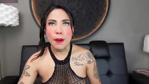 Snapshot of miss_vaiolette chatting on 05/09/26, 11:04 Vaiolette online show from 05/09/26, 11:04