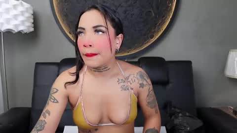 Vaiolette online show from 07/17/26, 11:06