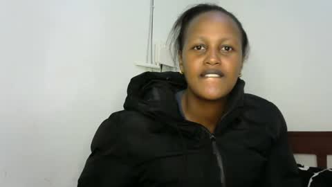 Snapshot of miss_vall chatting on 12/12/24, 09:37 miss_vall online show from 12/12/24, 09:37