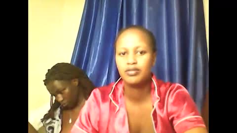 Snapshot of miss_vall chatting on 11/14/25, 09:52 miss_vall online show from 11/14/25, 09:52