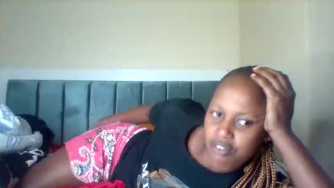 miss_vall online show from 01/14/26, 06:08