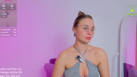 Snapshot of miss_vero chatting on 01/31/25, 01:54 Just Vero online show from 01/31/25, 01:54