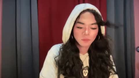 miss_veron_xoxo online show from 11/09/25, 08:40