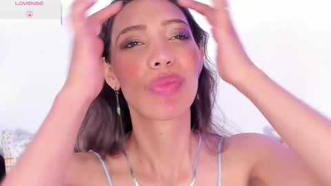 Miss Veronica online show from 03/10/25, 04:25