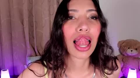 Miss Veronica online show from 02/06/26, 01:03