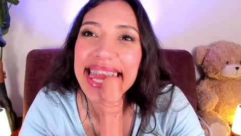 Miss Veronica online show from 04/14/26, 06:25