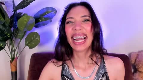 Miss Veronica online show from 04/17/26, 01:25