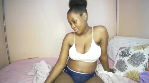 Snapshot of miss_worldfire chatting on 05/17/26, 09:17 miss_worldfire online show from 05/17/26, 09:17